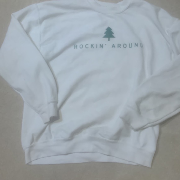 White Christmas sweater - Picture 2 of 3